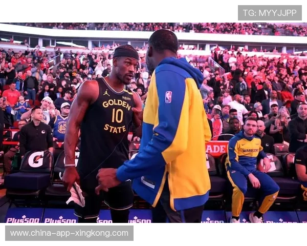 巴特勒关键时刻扛起重任,迈阿密掌控末段节奏 巴特勒关键时刻扛起重任,迈阿密掌控末段节奏