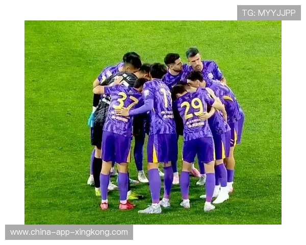 天津津门虎镇守反击质量极高，多次打出流畅推进